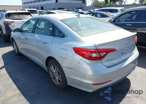 2016 Hyundai Sonata Se z USA, uszkodzony, nr VIN 5NPE24AF0GH339493